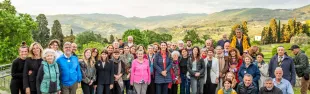 Foto di gruppo di evento partecipativo