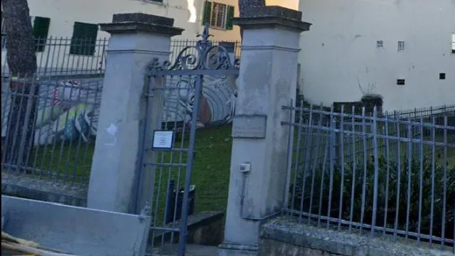 Descrizione immagine non disponibile